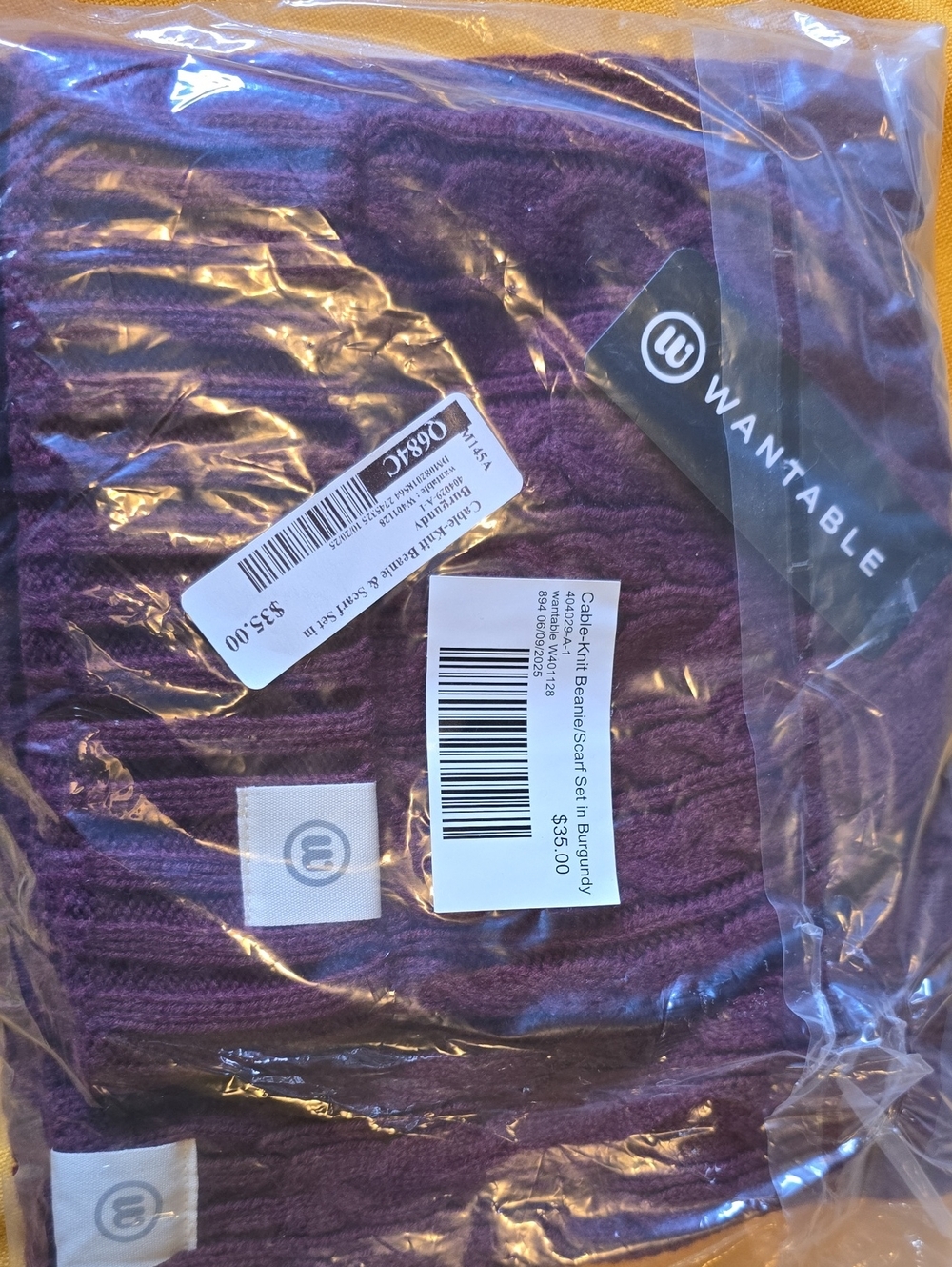 Wantable Cable-Knit Hat And Scarf in Burgundy